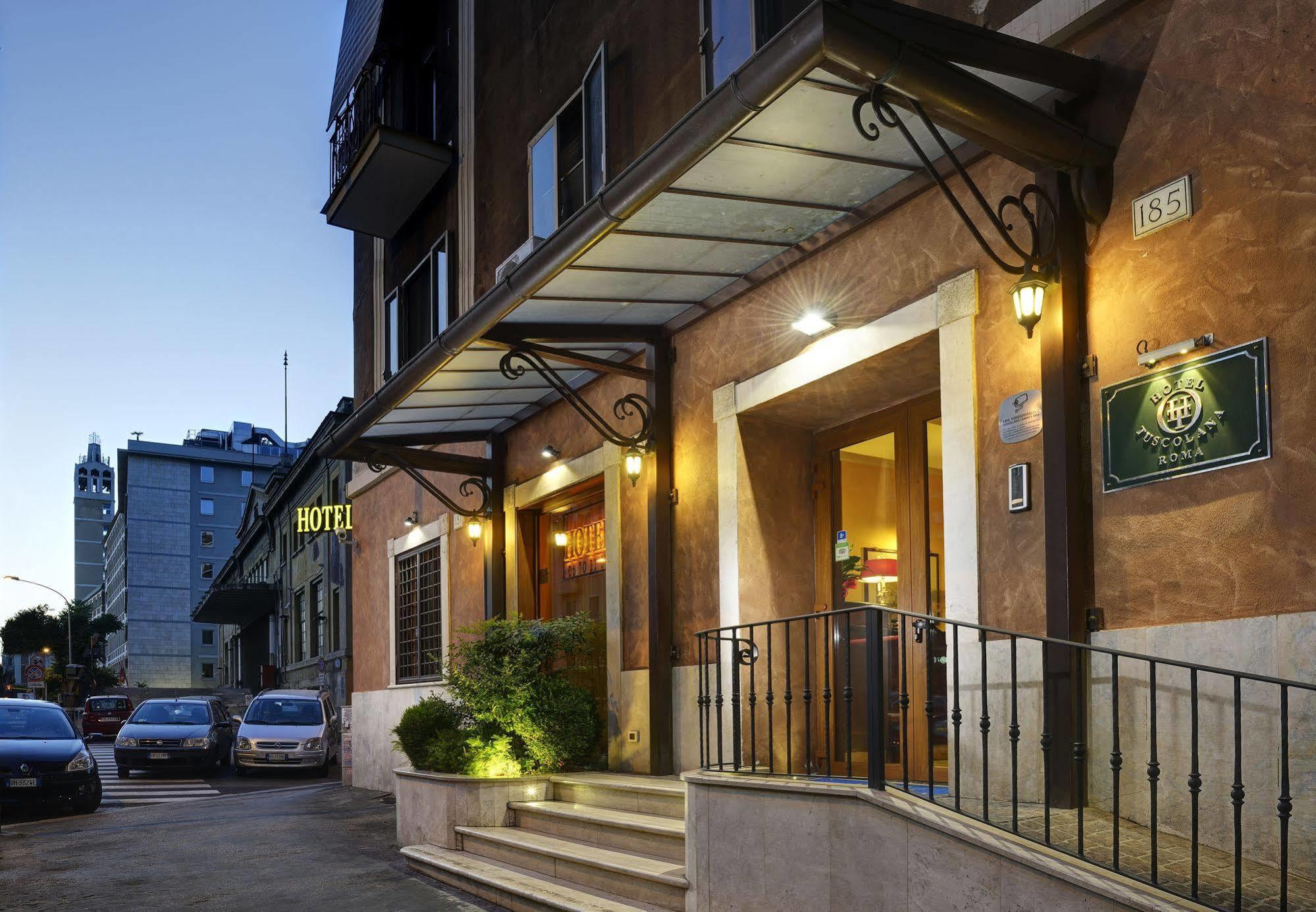 Hotel Tuscolana Rome Exterior photo